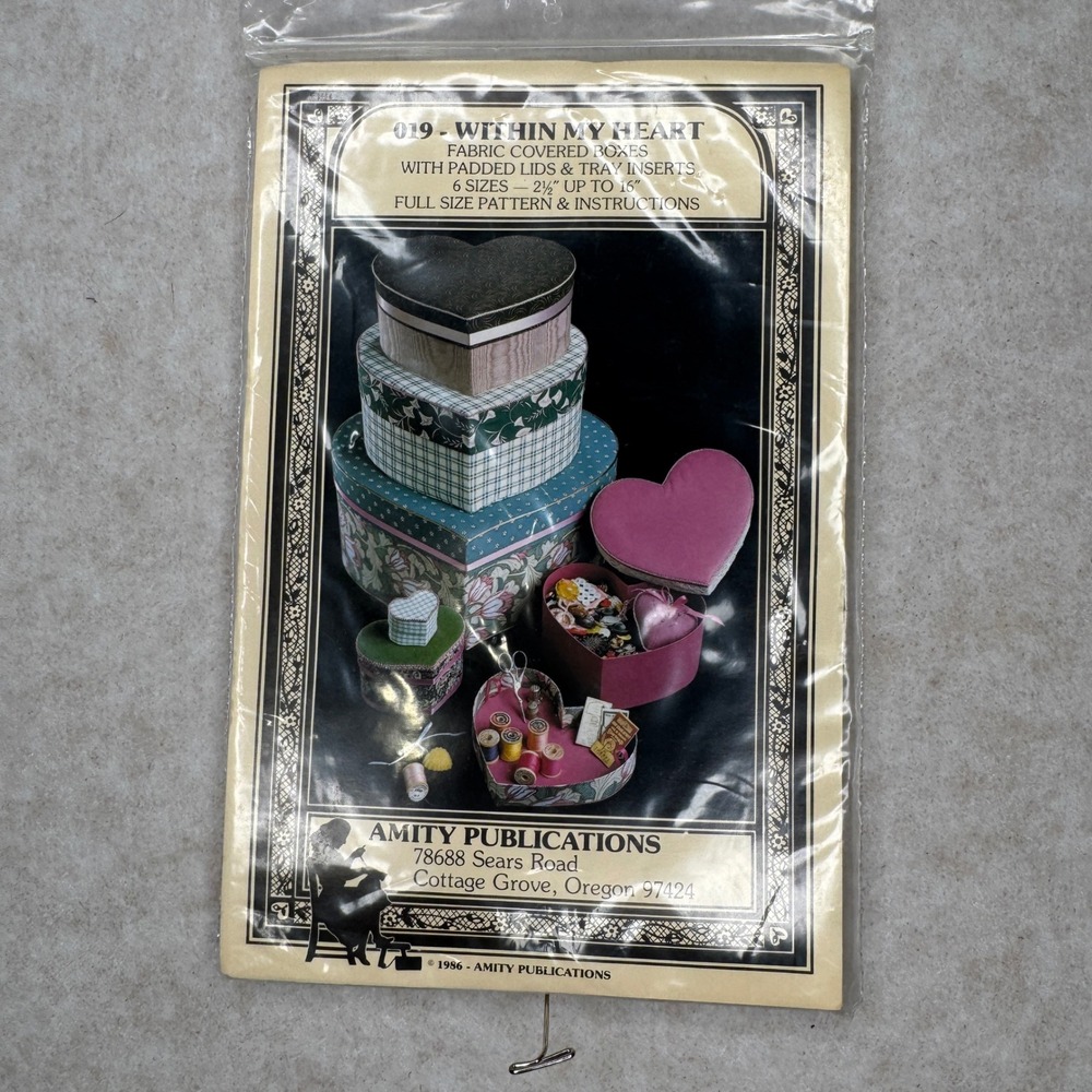 Vintage Amity Within My Heart Fabric Covered Boxes‎ Sewing Pattern 6 Sizes